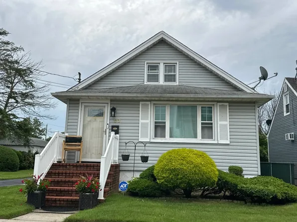 93 Terrace Ave, Hempstead, NY 11003