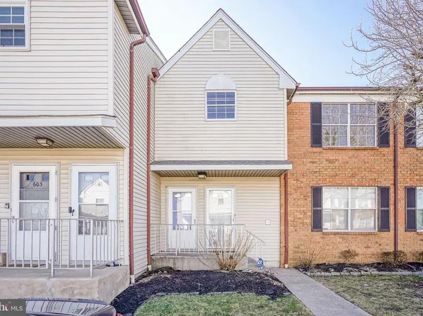 605 Woodchip Rd, Lumberton, NJ 08048