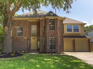 10730 Oak Acres Dr, Houston, TX 77065