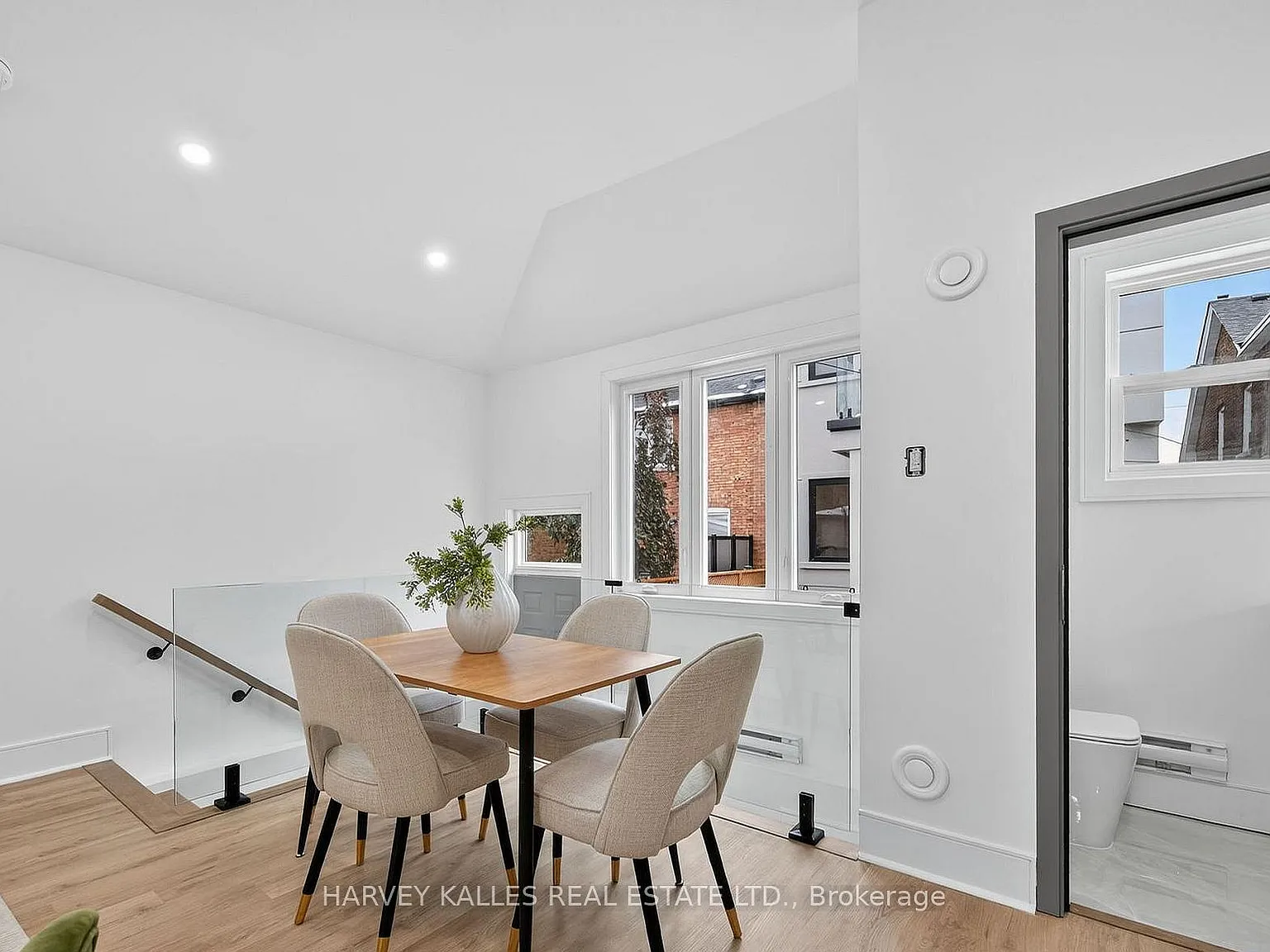 1 bed, $2,995 — Photo 4