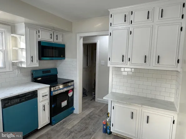 326 N 4th St, Hamburg, PA 19526