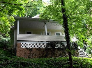 112 Hird Rd, Trafford, PA 15085