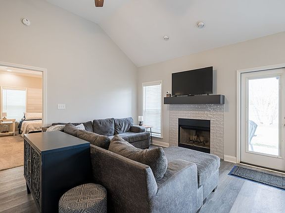 4th image of 3841 Zaun Cir