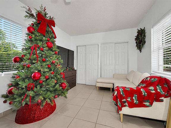 5th image of 7420 SW 31st St #2