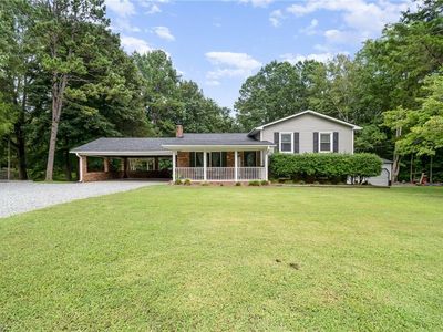 1408 Clodfelter Rd, Winston Salem, NC, 27107