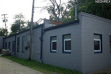 1st image of 3555 W 69th St
