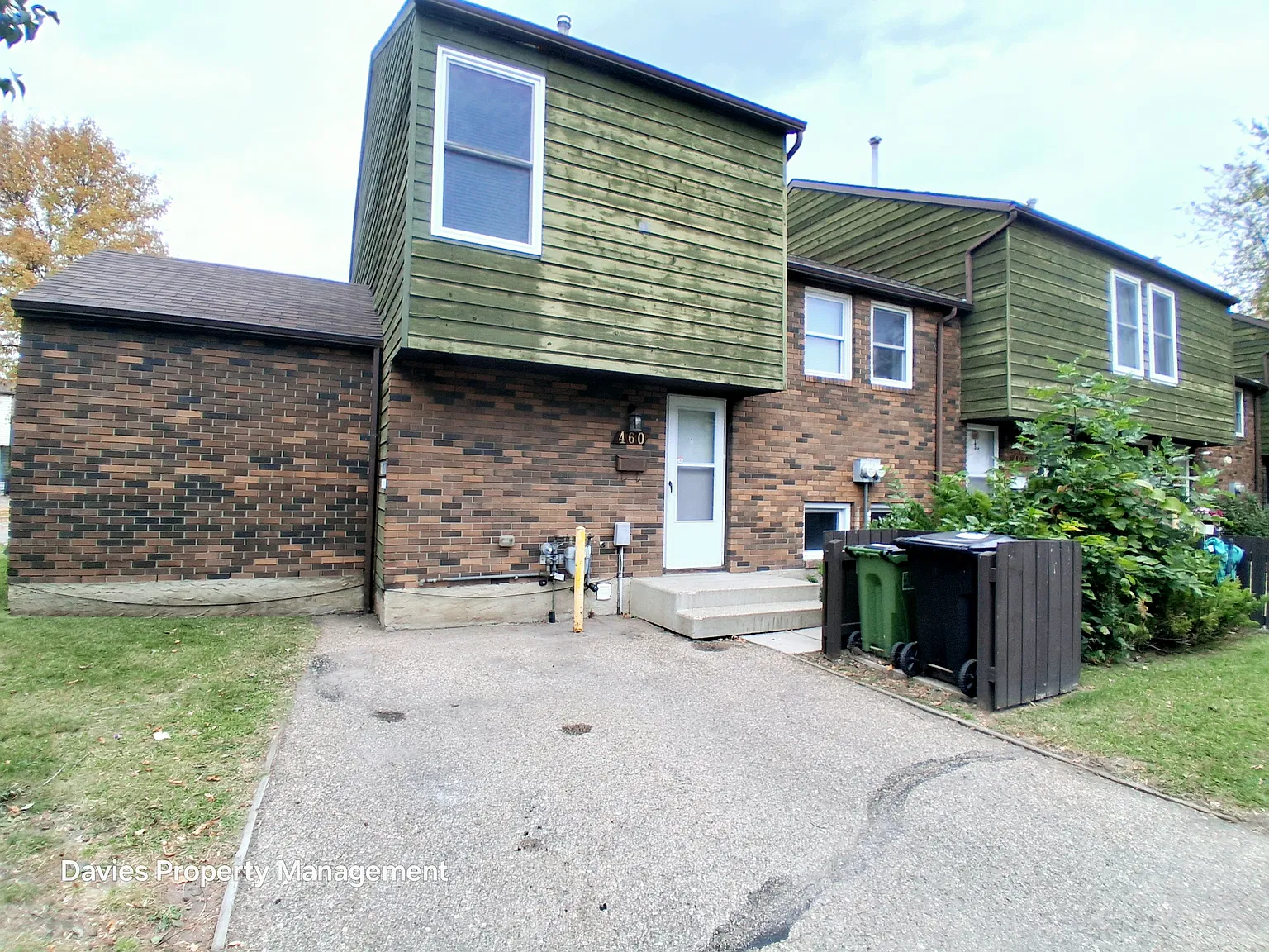 460 Abbottsfield Road NW — Photo 1