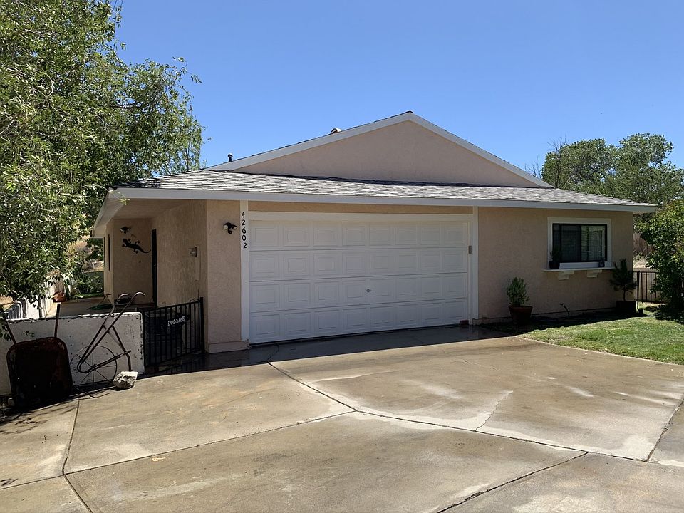 1st image of 42602 Beaverbrook Dr