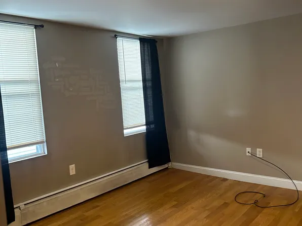 959 Locust St #2, Fall River, MA 02720