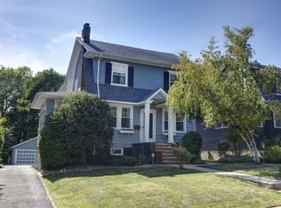 90 Courter Ave, Maplewood, NJ 07040