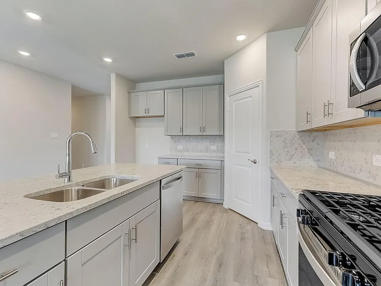 5211 Meditation Dr — Photo 9