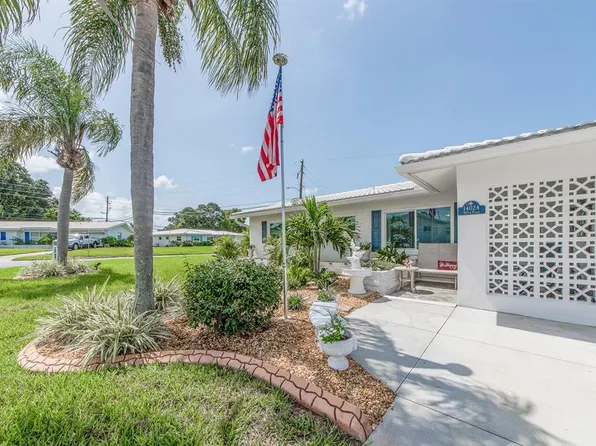 14024 90th Pl, Seminole, FL 33776