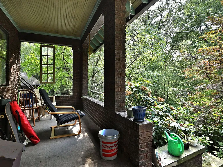 2120 Iuka Ave — Photo 16