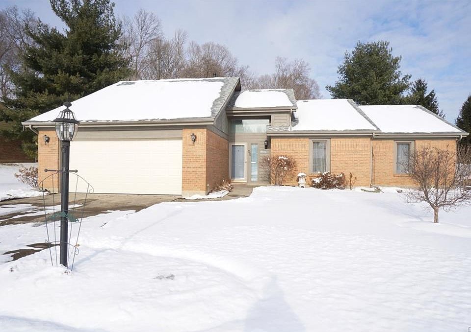 1st image of 786 Preston Dr