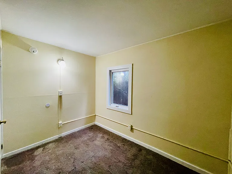 81 Sharrow Cir — Photo 10