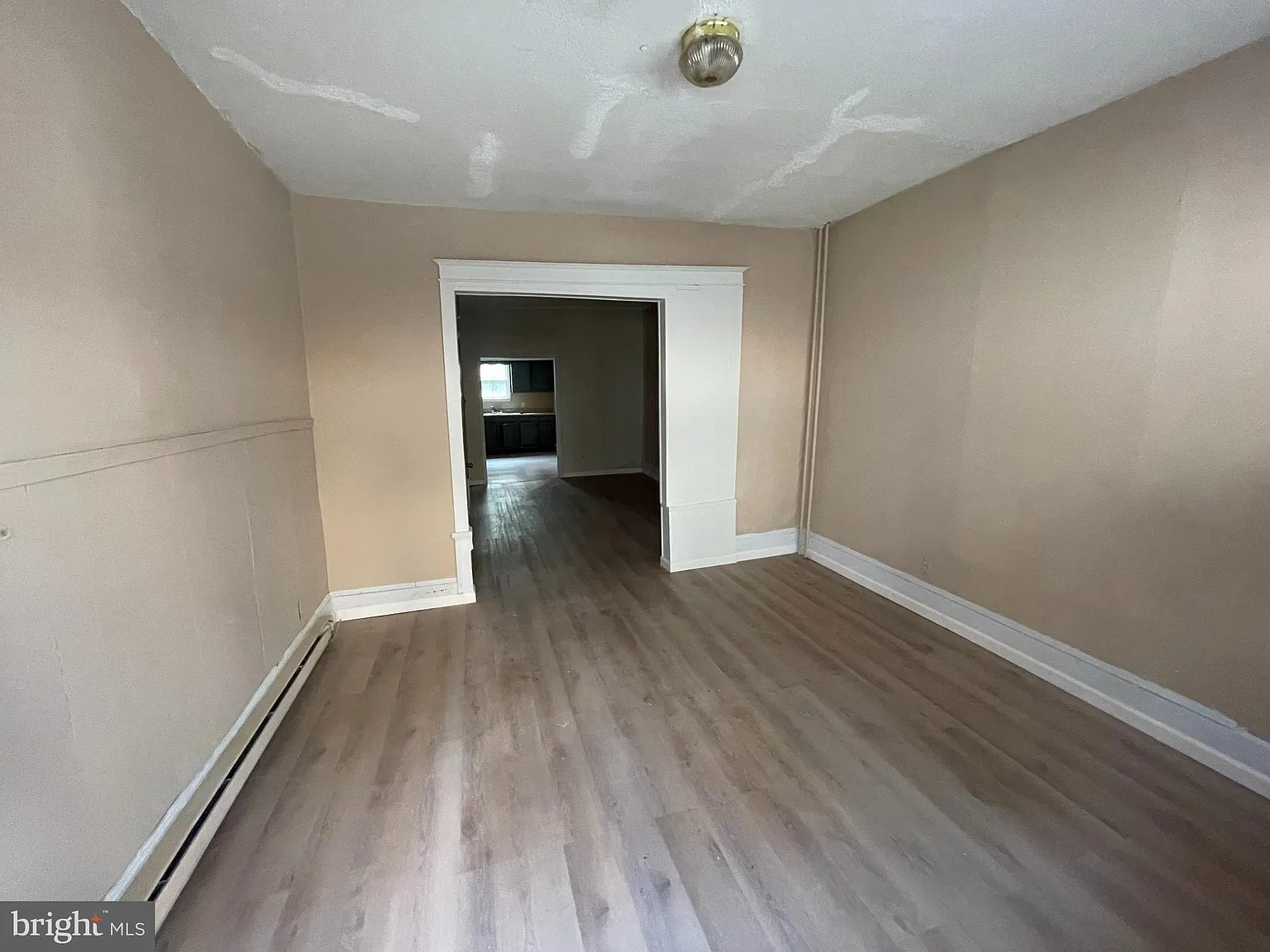 722 Race St photo 1