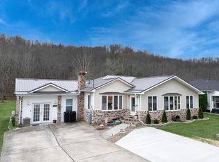 3604 Tyler Hwy, Sistersville, WV 26175