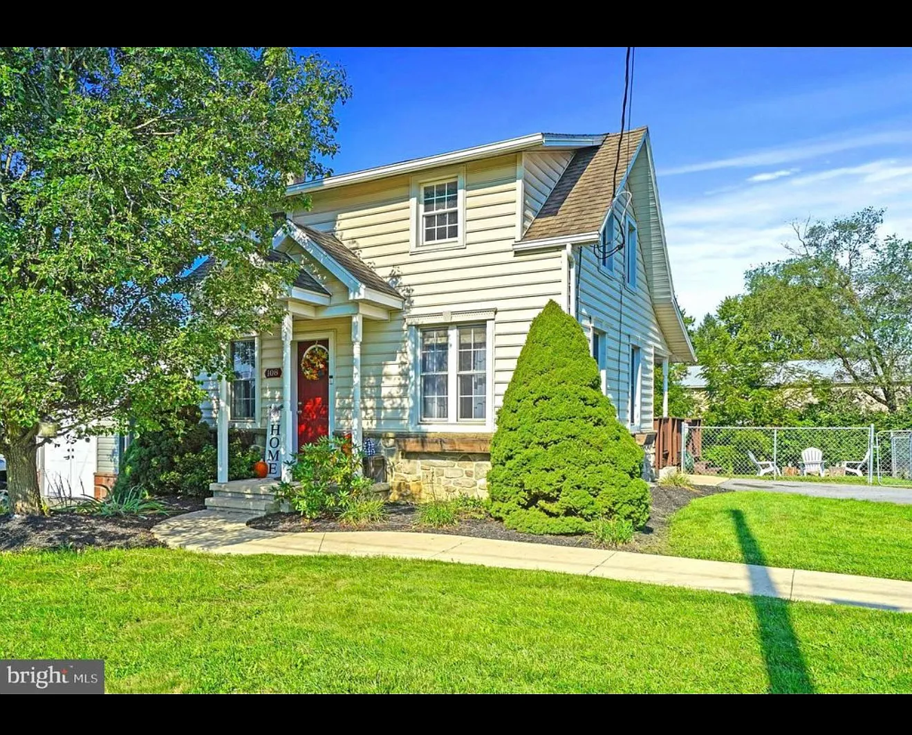2 bed, 805 sqft, $1,650 — Photo 1