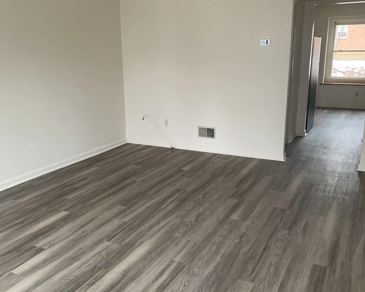 Victoria Village Apartments — Photo 4