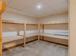 1414 Westwind Dr, Manhattan, KS 66503