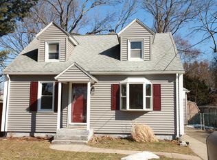 63 Granger St, Springfield, MA 01119