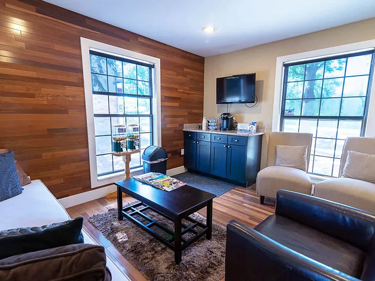 Professional Leasing Office