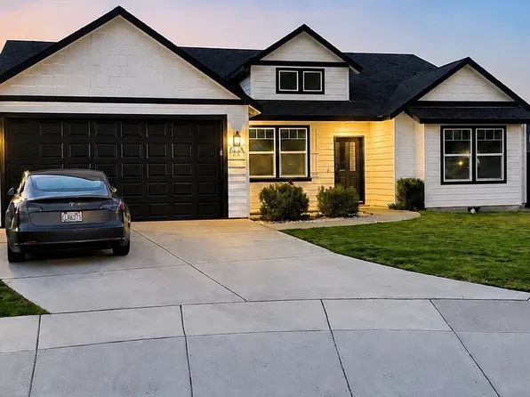 1324 E Polk Court, Moses Lake, WA 98837