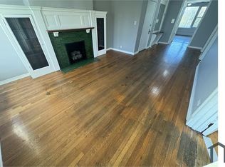 548 E Oakwood Blvd, Chicago, IL 60653