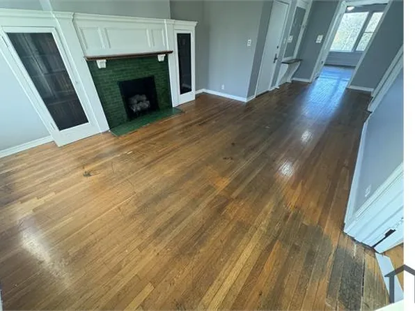 548 E Oakwood Blvd, Chicago, IL 60653