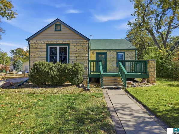 2828 N 56th St, Lincoln, NE 68504