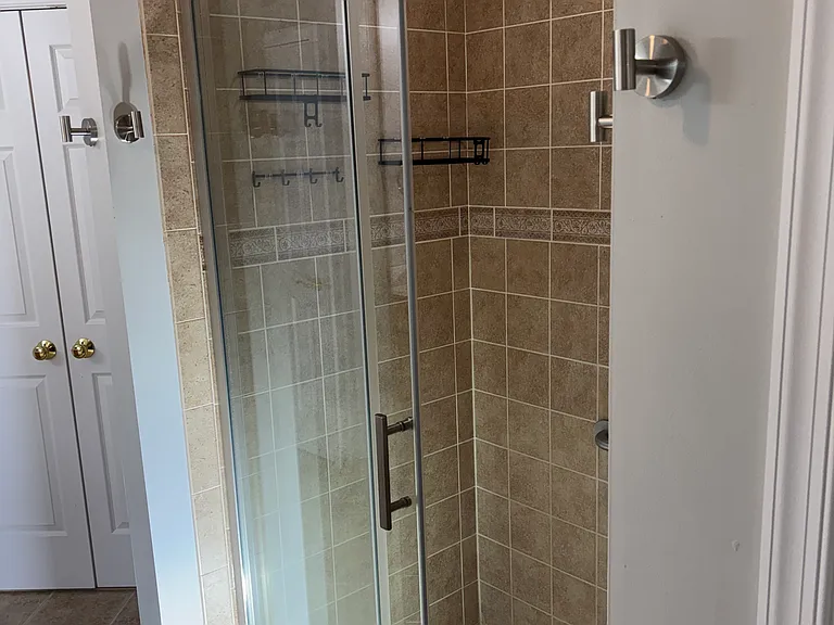 101 Quigley Ct — Photo 37