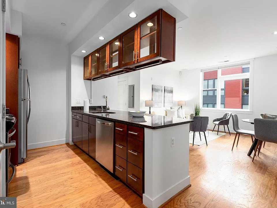 2910 Georgia Ave NW #103