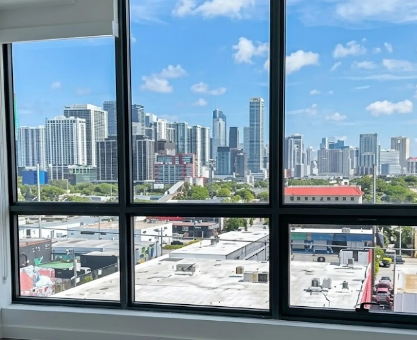 1 bed, 690 sqft, $2,240 — Photo 4