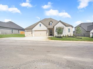 322 Lawrence Drive, Castroville, TX 78009
