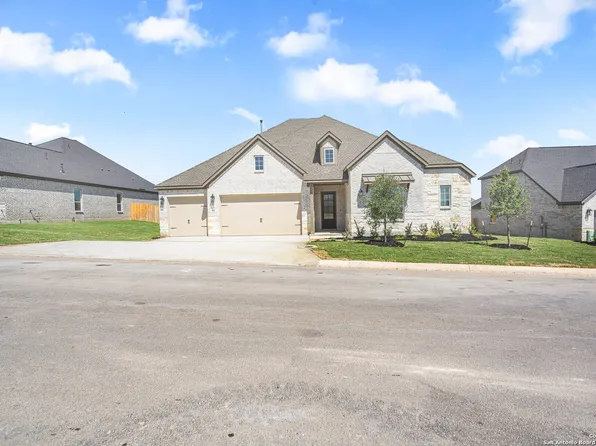 322 Lawrence Drive, Castroville, TX 78009