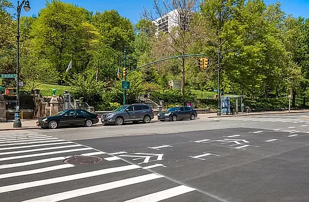 Rented by LEE & ASSOCIATES NYC RESIDENTIAL LLC | media 23