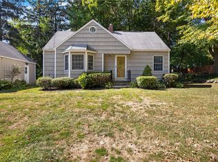 103 Homewood Dr, Fayetteville, NY 13066