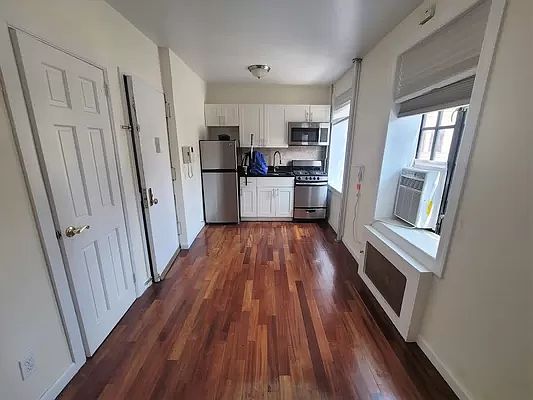 1st image of 183 W 10th St #E3
