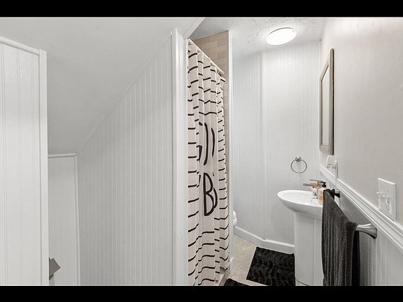 3rd image of 11 Holten St #1