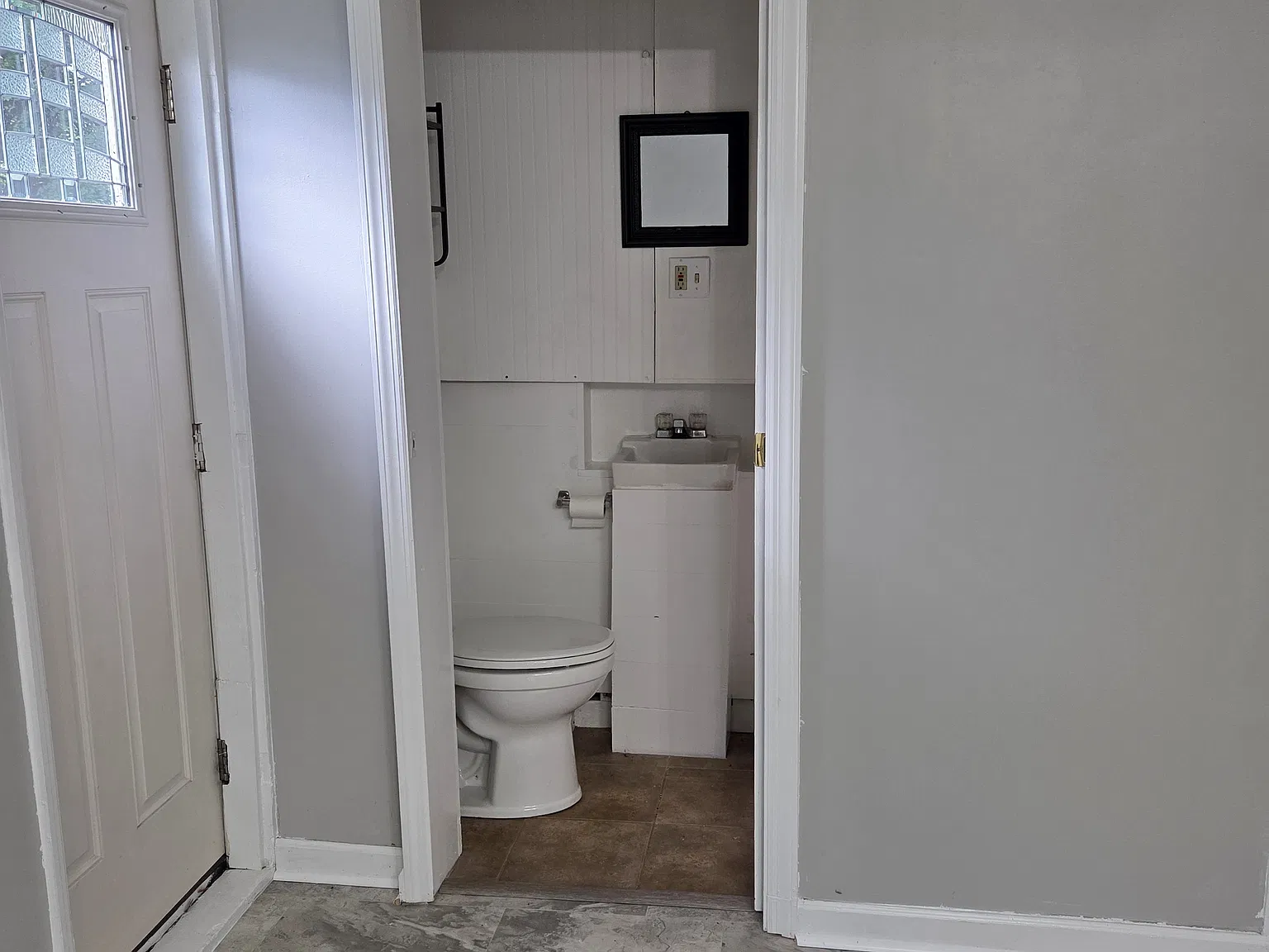Studio, 400 sqft, $950 — Photo 3