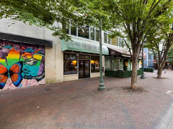 92 S Main St APT 203, Memphis, TN 38103