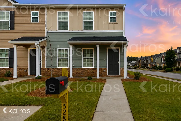 528 Ivy Brook Way