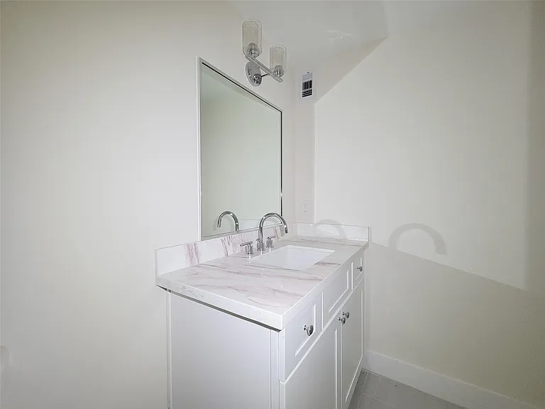 5931 Beall St #A — Photo 12