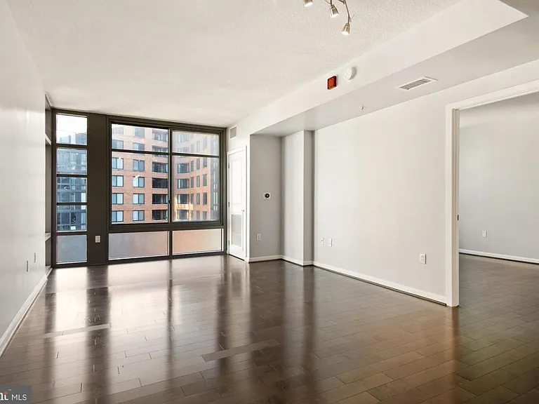 440 L St NW #904 — Photo 6