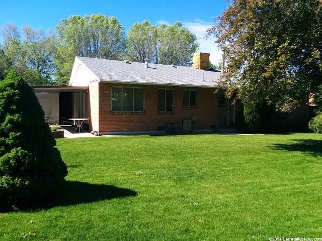 2nd image of 1755 E Meadowmoor Rd