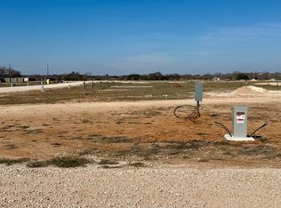 82 Baxter Blvd, Fredericksburg, TX 78624