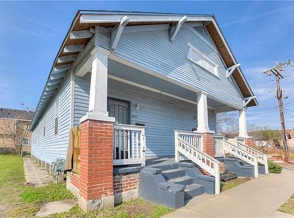 2nd image of 2044 Almonaster Ave
