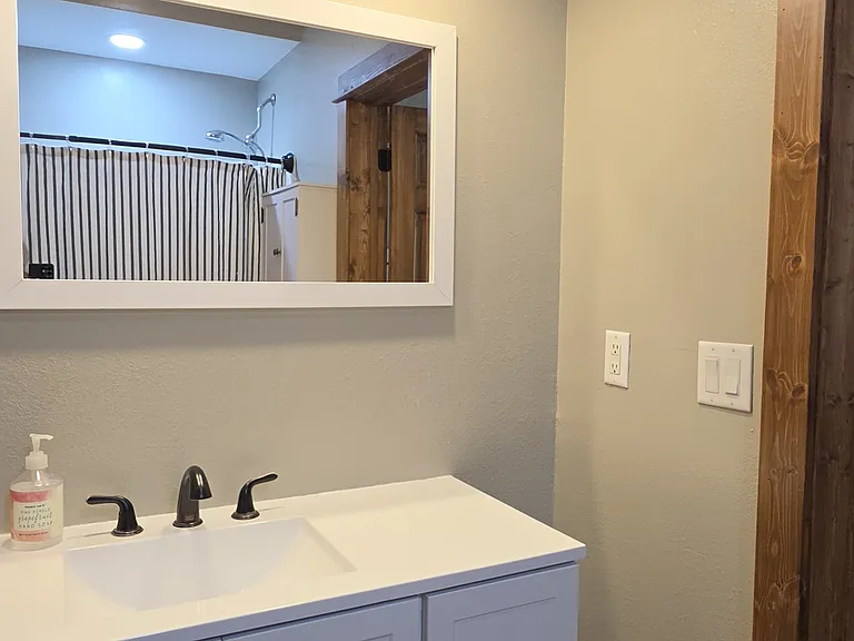 1355 Broadview Rd #2 — Photo 11