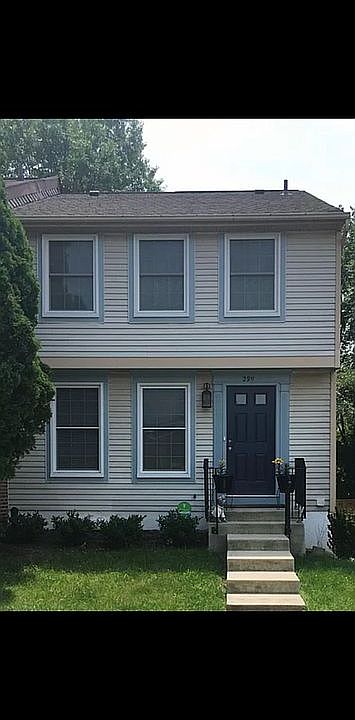 1st image of 2911 Bridgehampton Ct