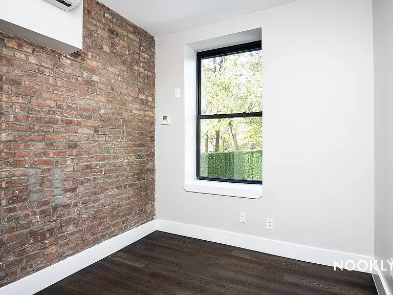 199 Stockholm St #1A — Photo 5